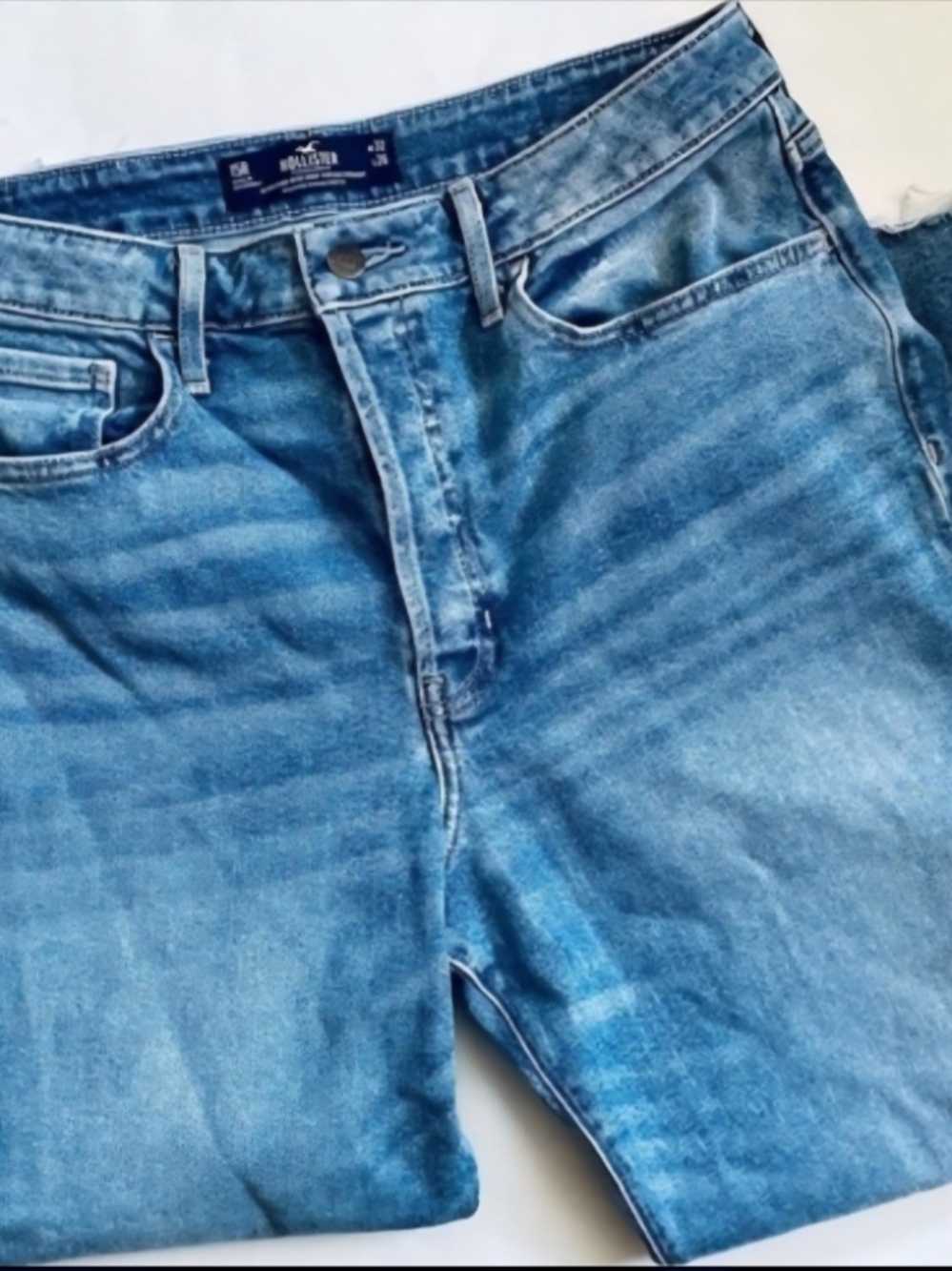 Hollister Ultra High Rise Crop Vintage Straight